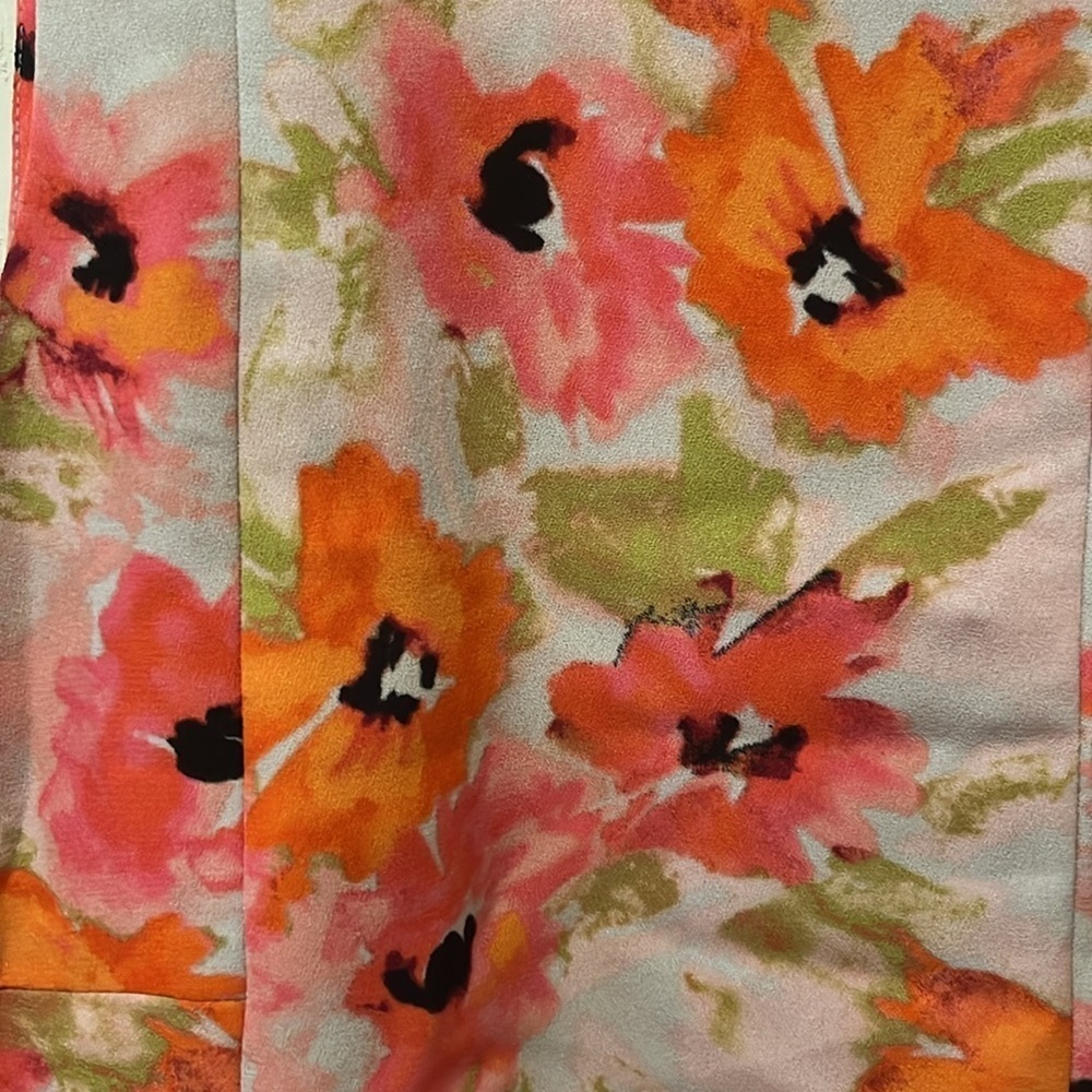 Loft floral blouse, small ๐ต - Picture 4 of 7